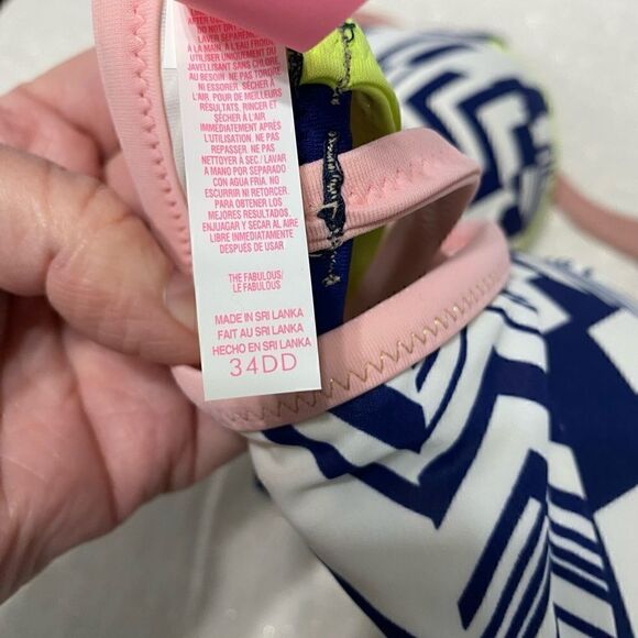 Victoria’s Secret Swim Bikini Top Women Size 34DD - Picture 4 of 5